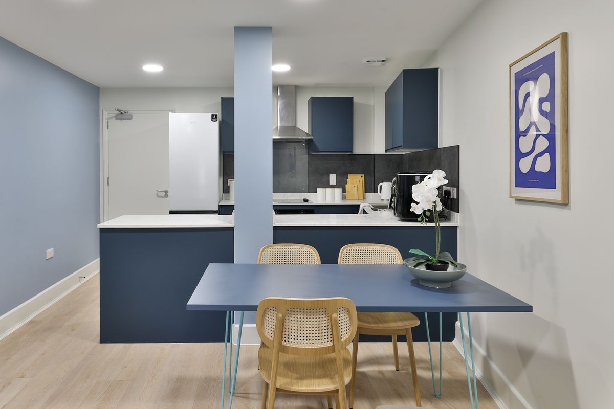 Hall - Stonebridge House - 3