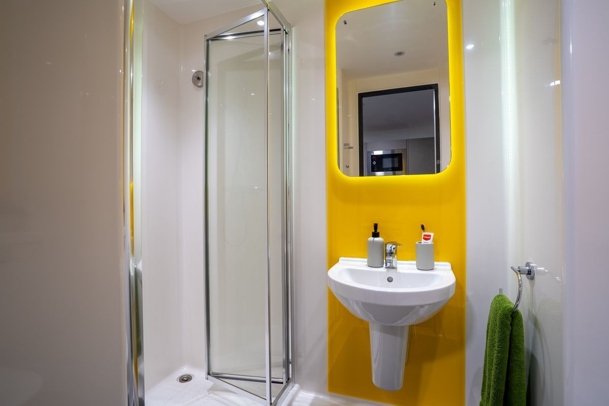 Hall - Sycamore House - 4