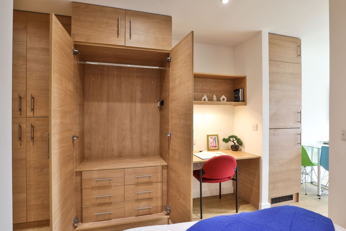 Hall - Tatton House - 9