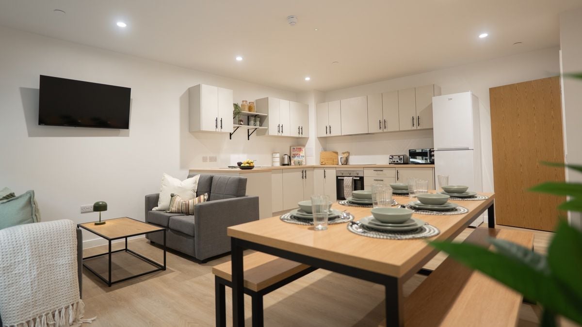 Hall - Telephone House - 12