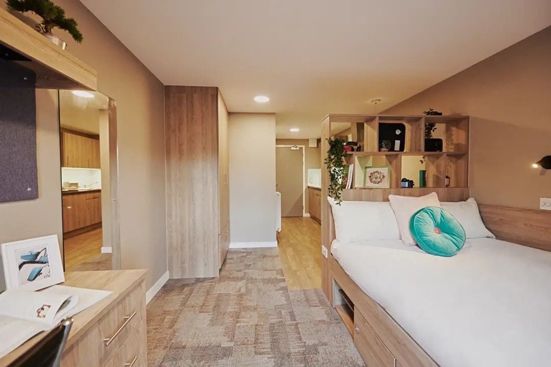 Hall - The Combworks - 4