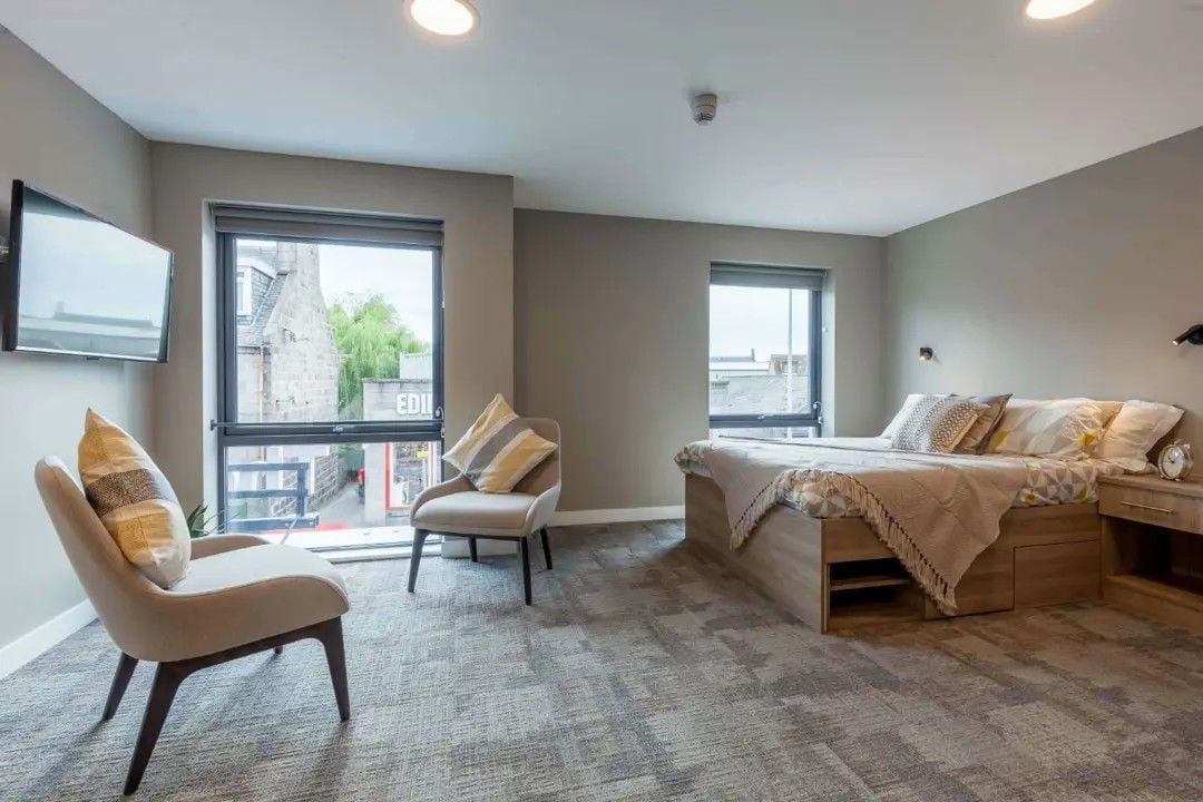 Hall - The Combworks - 6