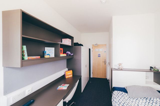 Hall - The Copse - 0