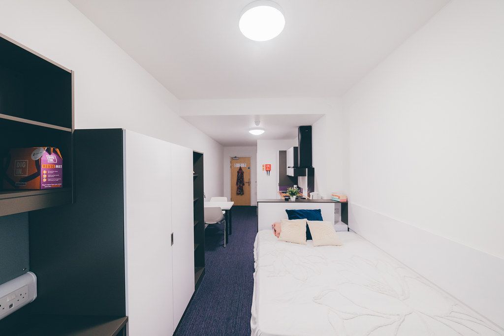 Hall - The Copse - 6