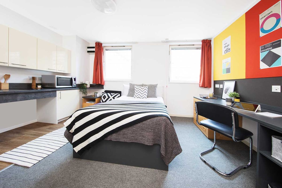 Cross Court House East London 46 Verified student reviews