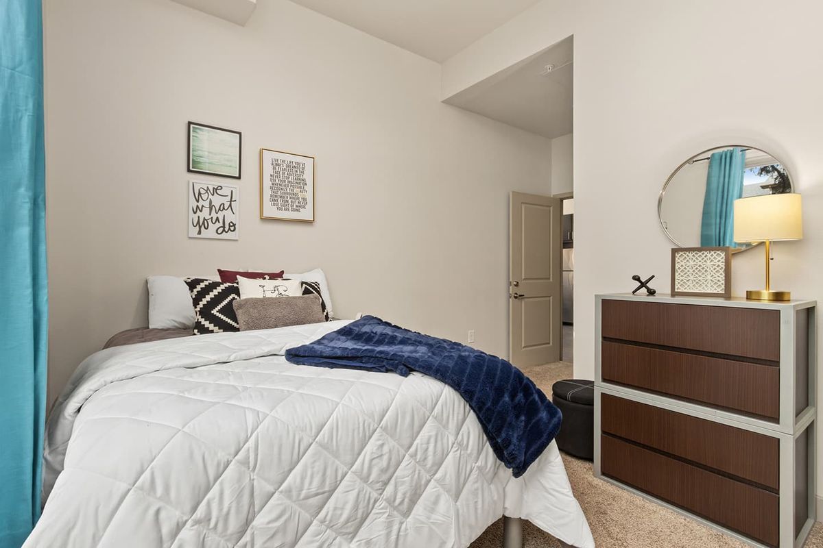Hall - The District at Campus West - 8