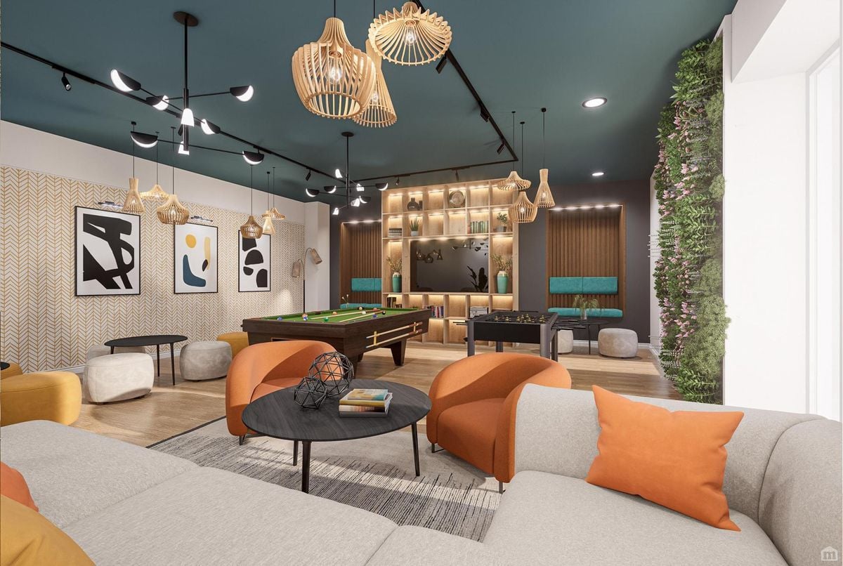 Hall - The Dolphin - 5