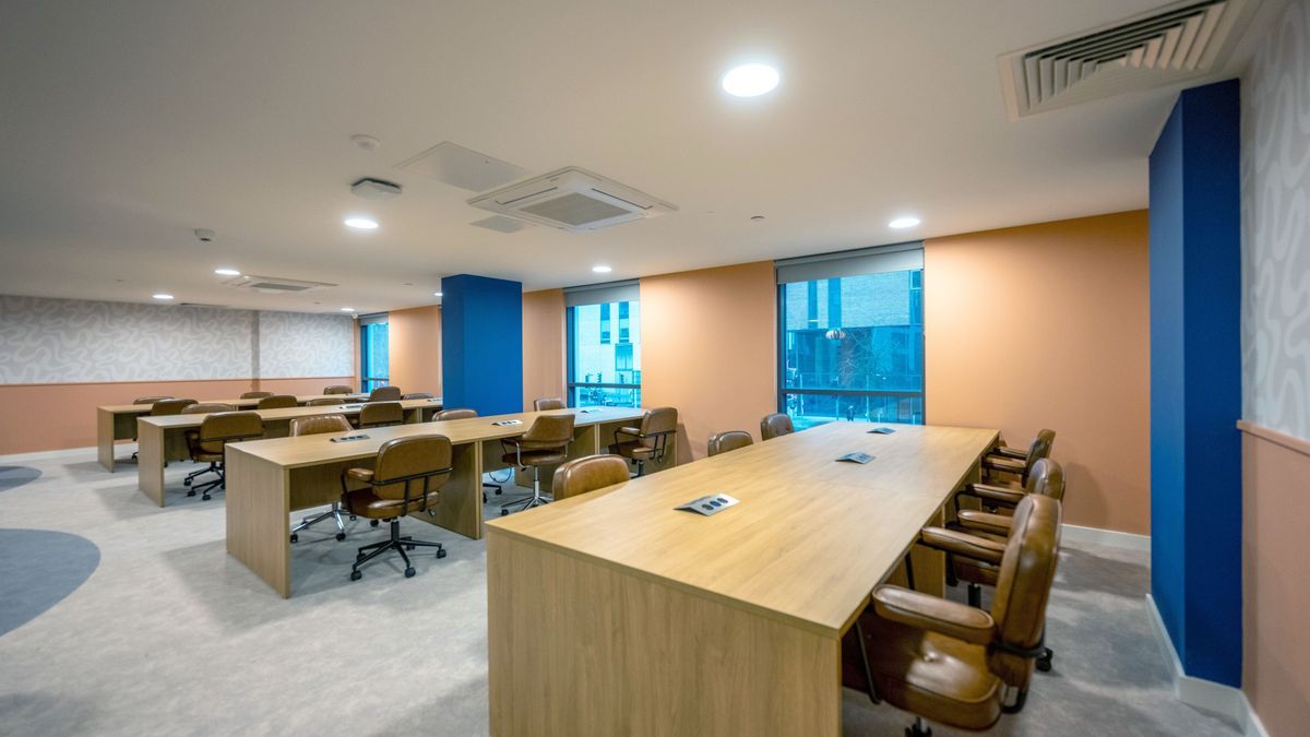 Hall - The Edge - 5