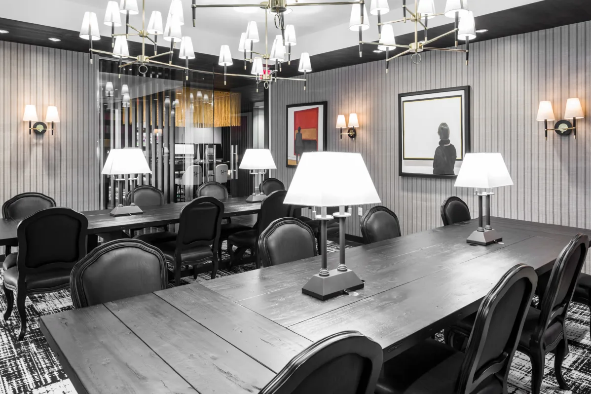 Hall - The Holly - 5