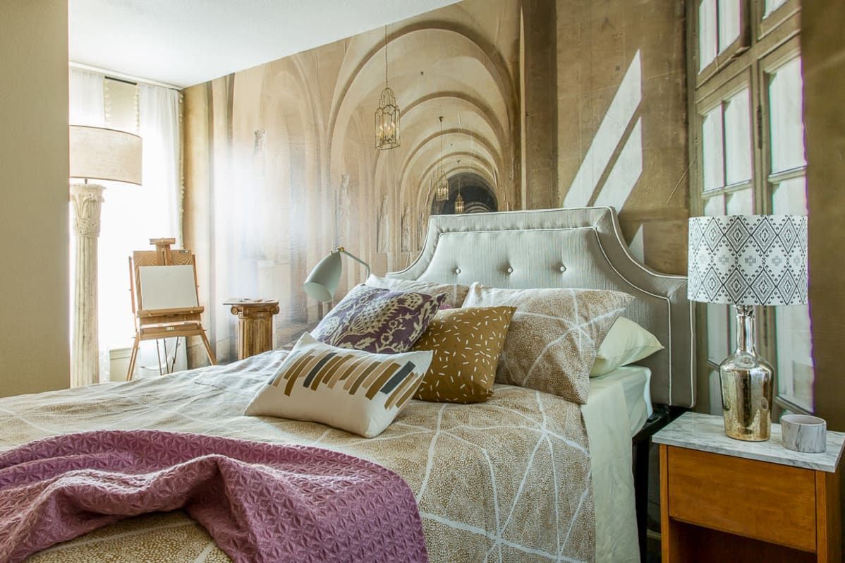 Hall - The Holly - 3