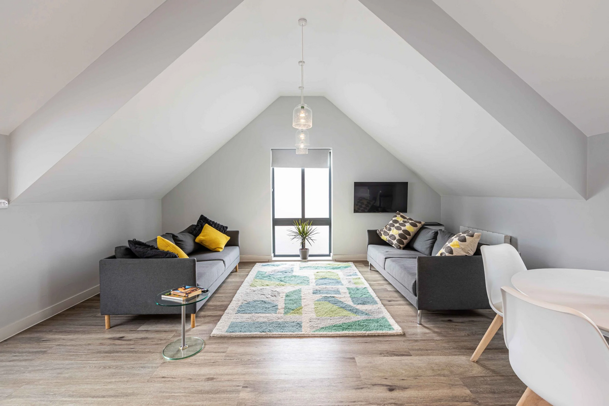 Hall - The Leat Apartments - 2