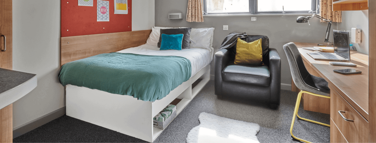 Hall - The Northfield - 8