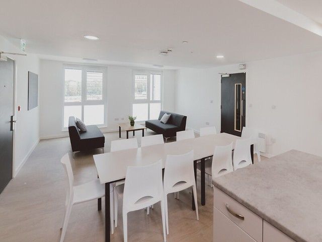 Hall - The Pastures - 4