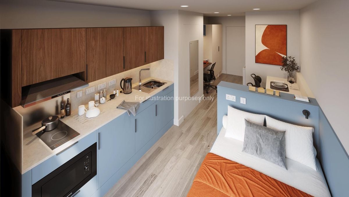 Hall - The Propeller Quarter - 0