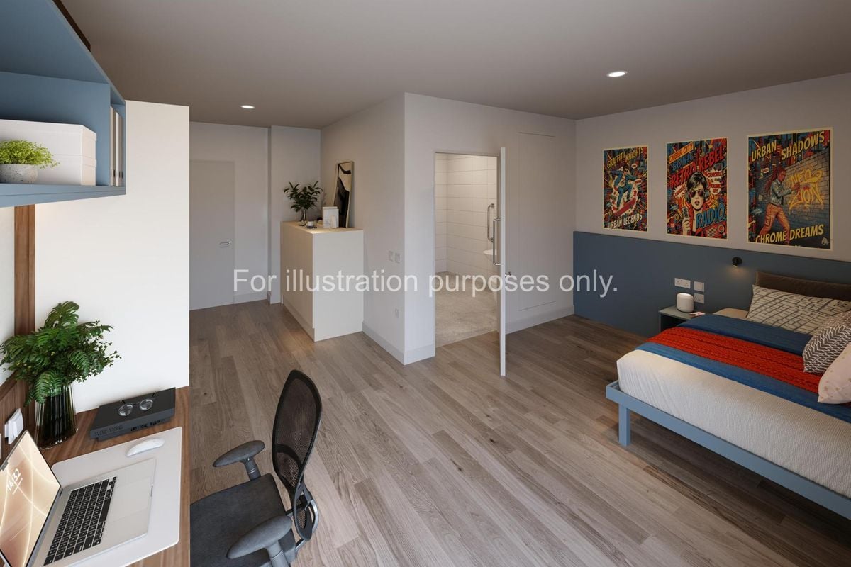 Hall - The Propeller Quarter - 5