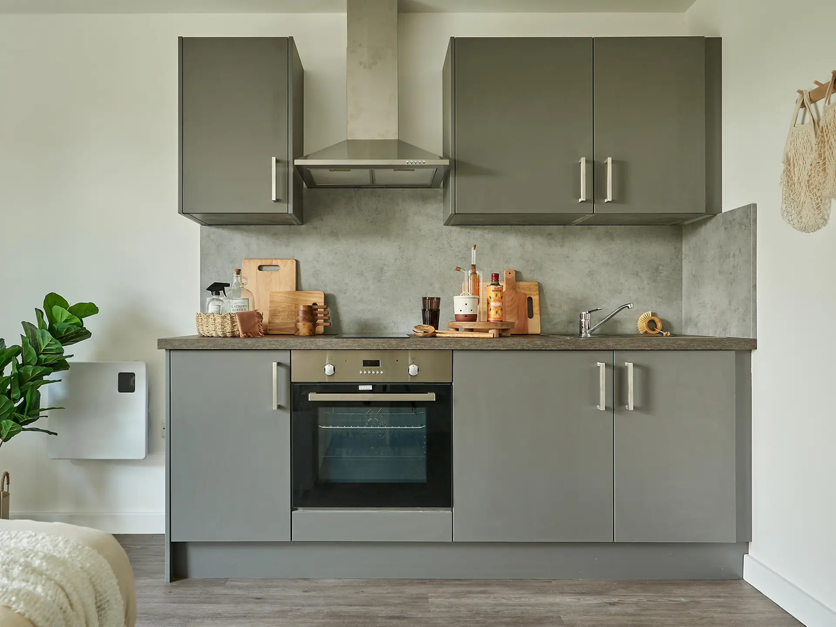 Hall - The Reservoir - 5