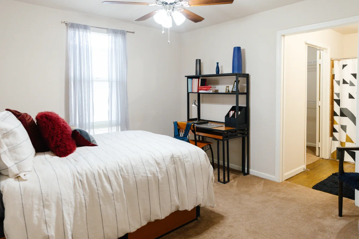 Hall - The Scarlet - 4