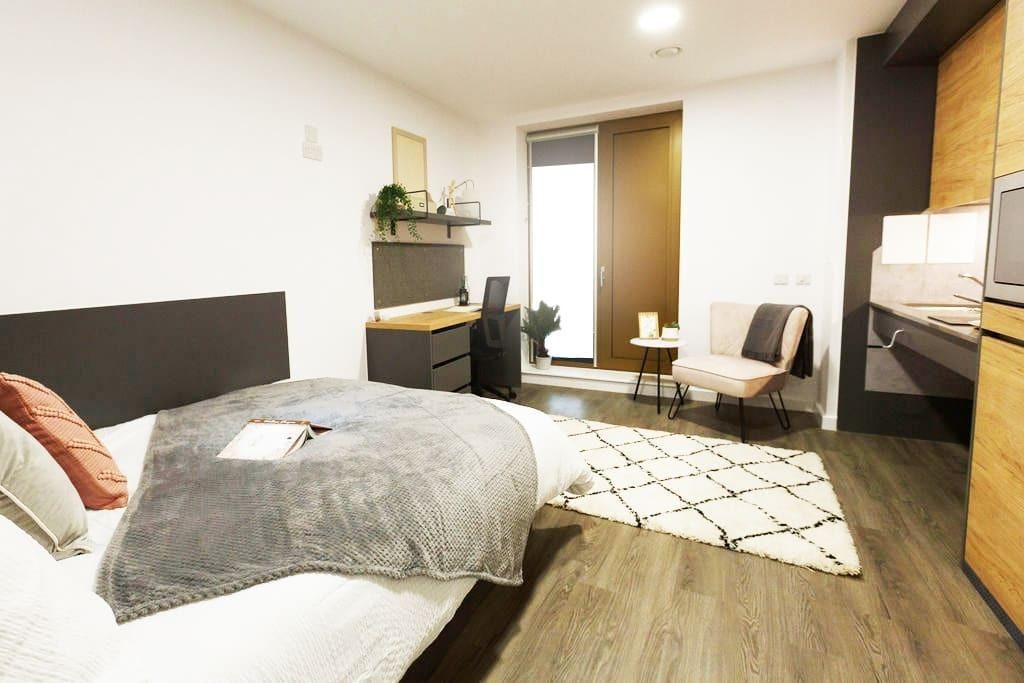 Hall The Valentine - London - 3