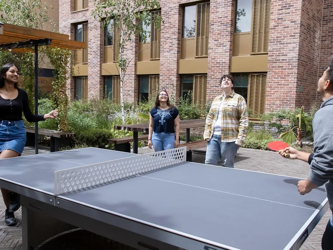 Hall The Valentine - London - 5