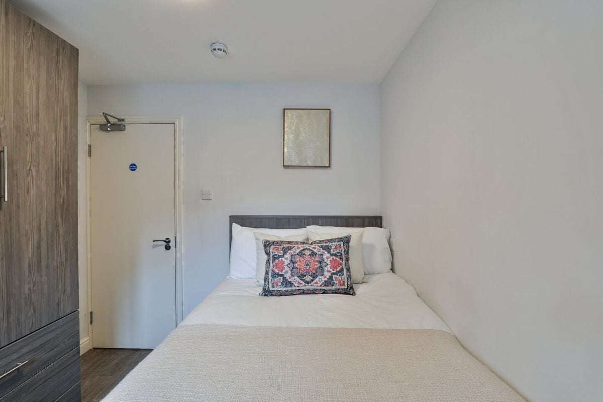 Hall - Thornville Court - 2