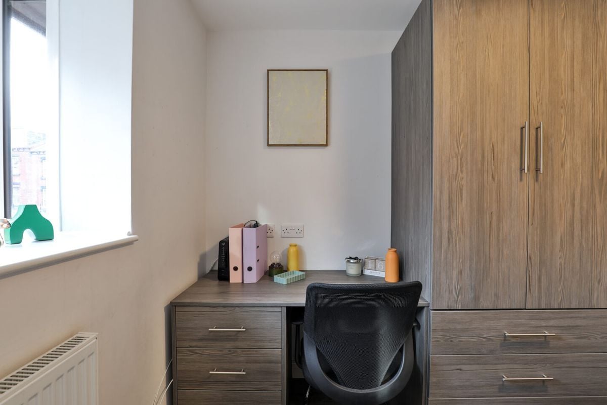 Hall - Thornville Court - 7