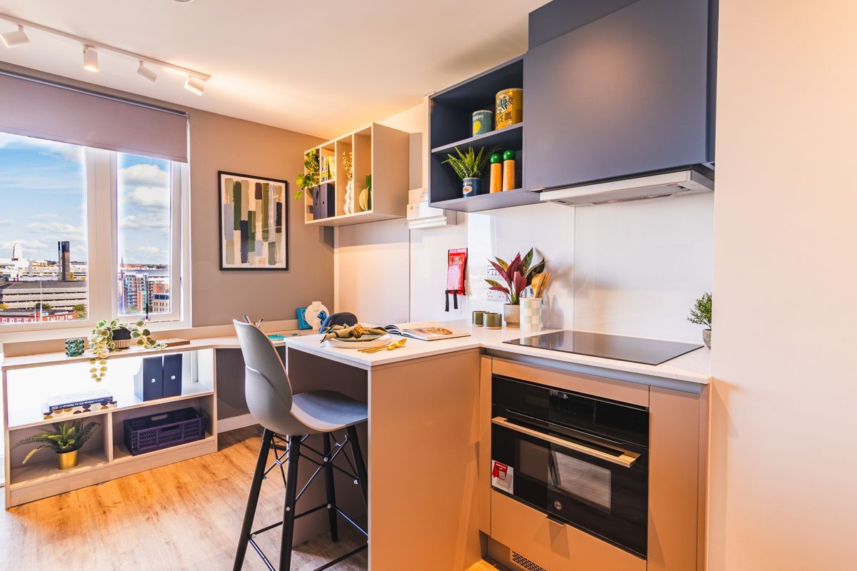 Hall - Threadworks - 11