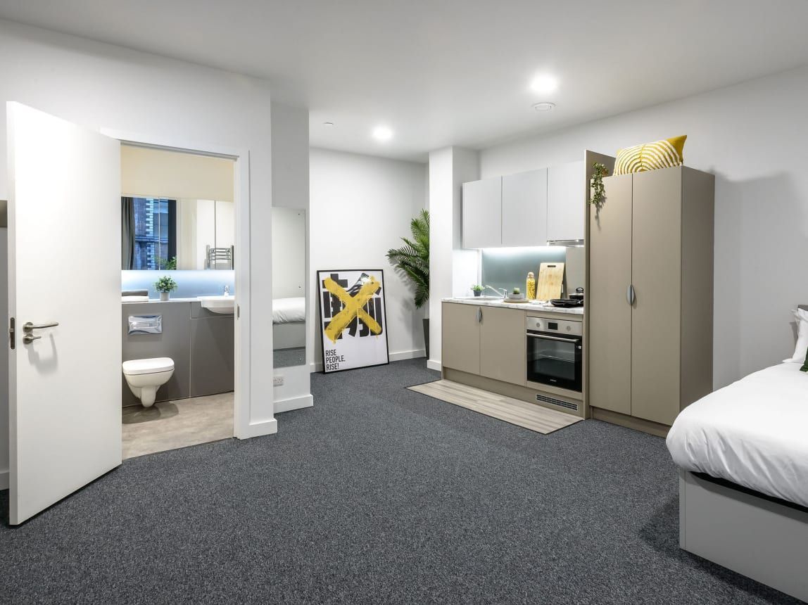 Hall - True Leicester - 8