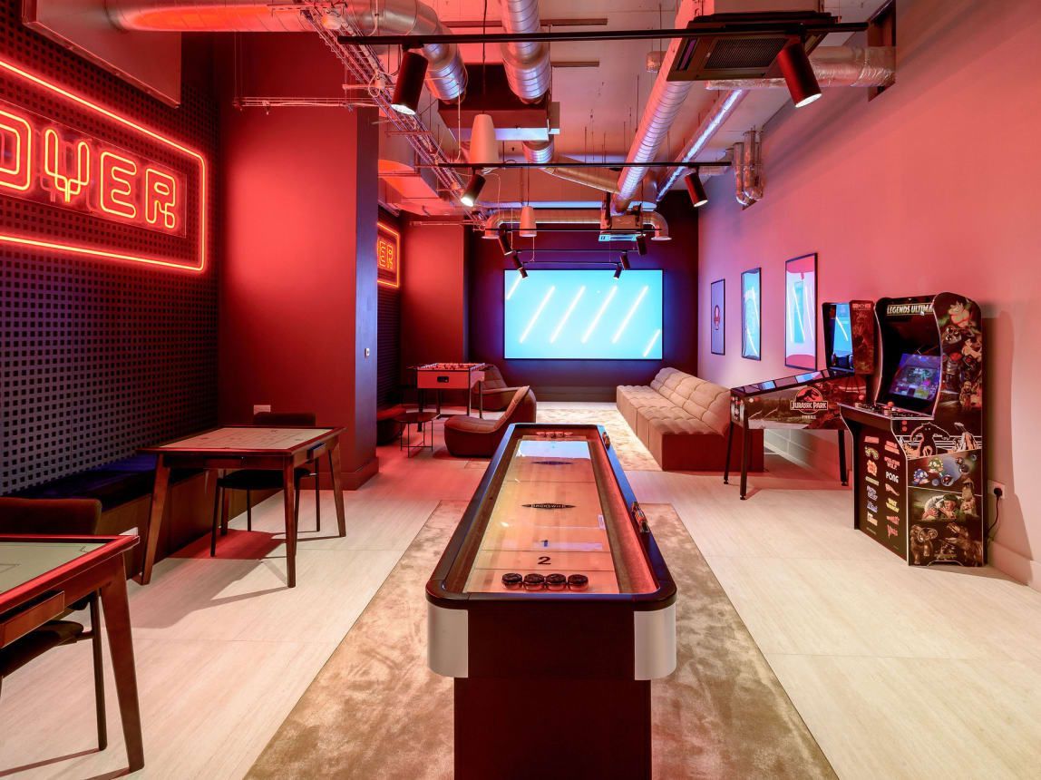 Hall - True Nottingham - 4