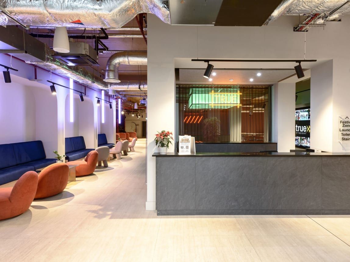 Hall - True Nottingham - 9