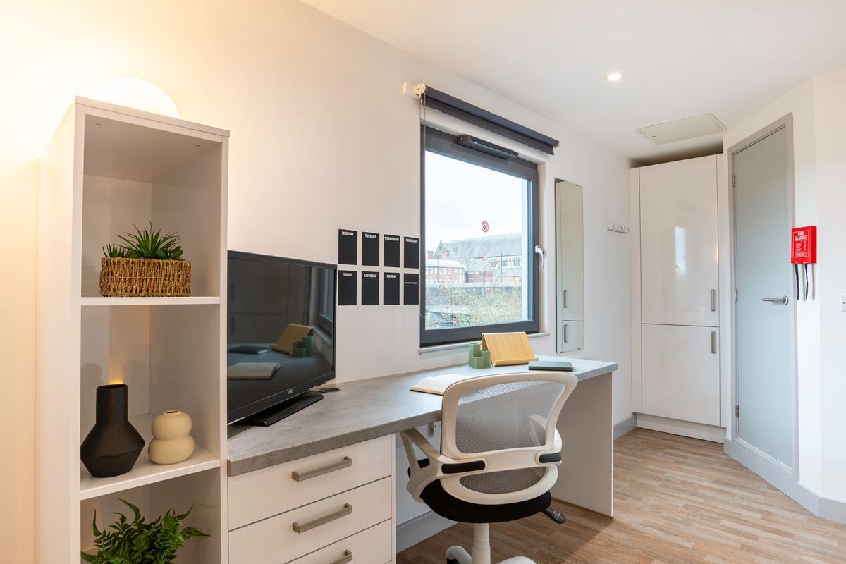 Hall - Union Square - 4