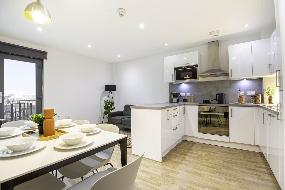 Hall - Union Square - 2