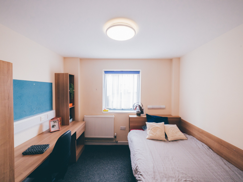 Hall - University Quays - 6