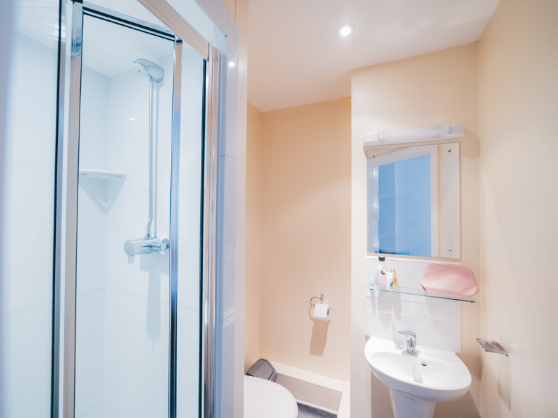 Hall - University Quays - 9