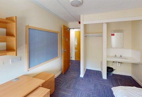 Hall - Varley Park - 2