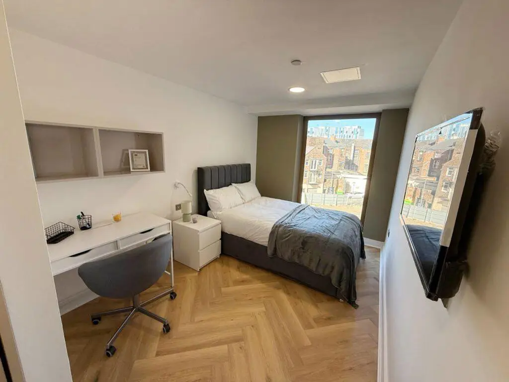 Hall - Vista Square - 0