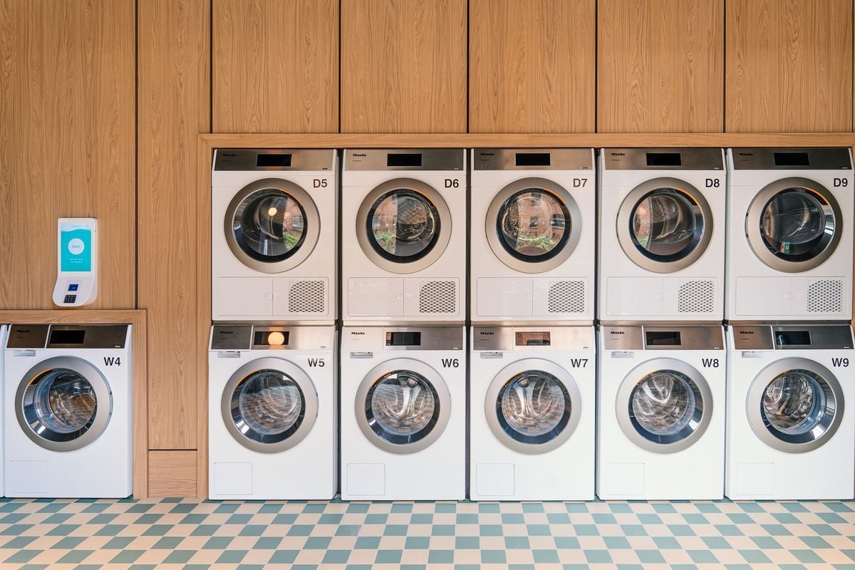 Hall - House of Social - 0