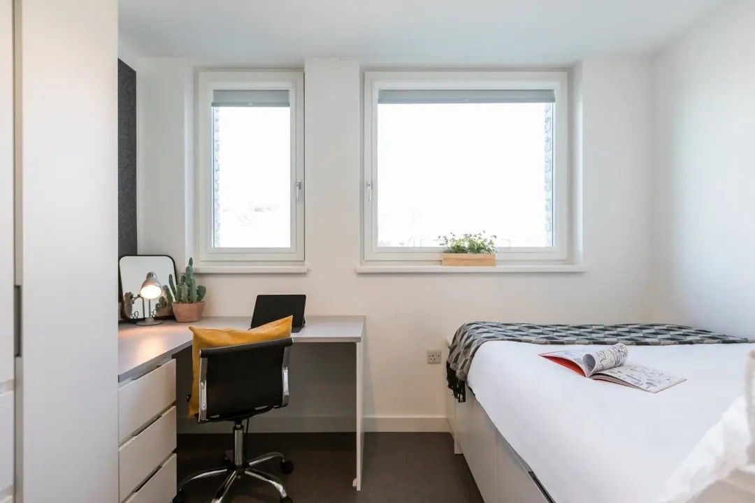 Hall - Vogue Studios - 6