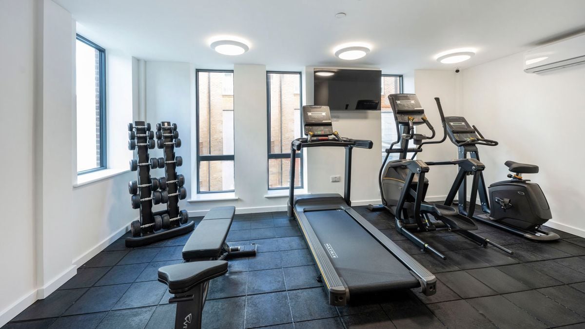 Hall - Waterloo House - 8