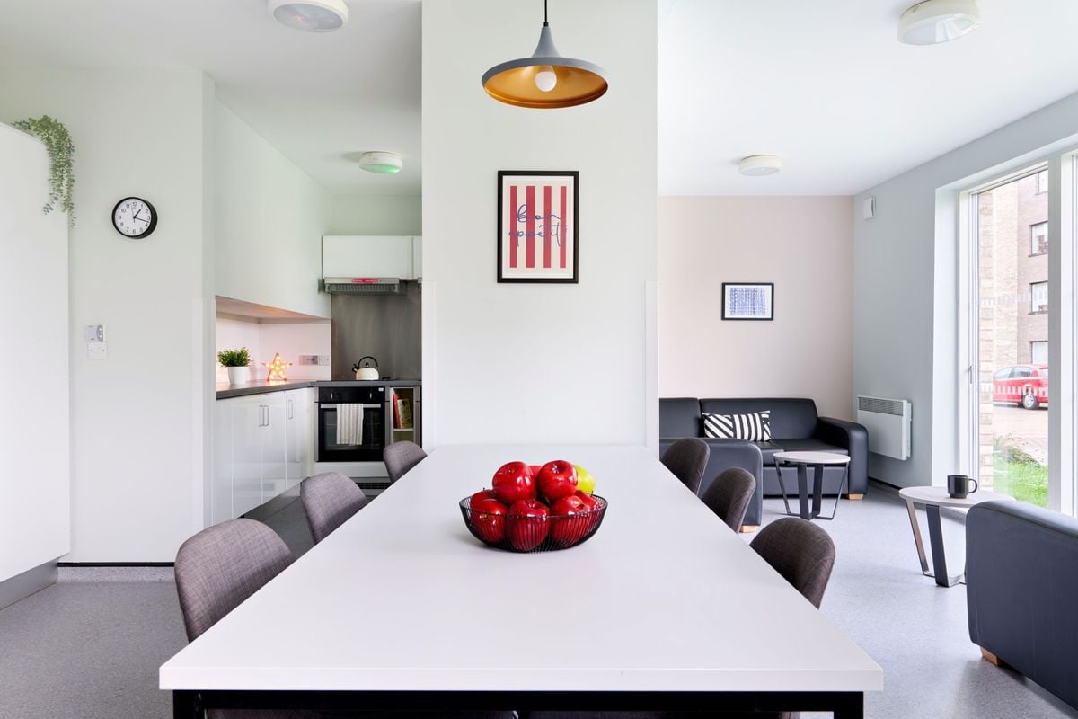 Hall Westwood Student Mews - 2