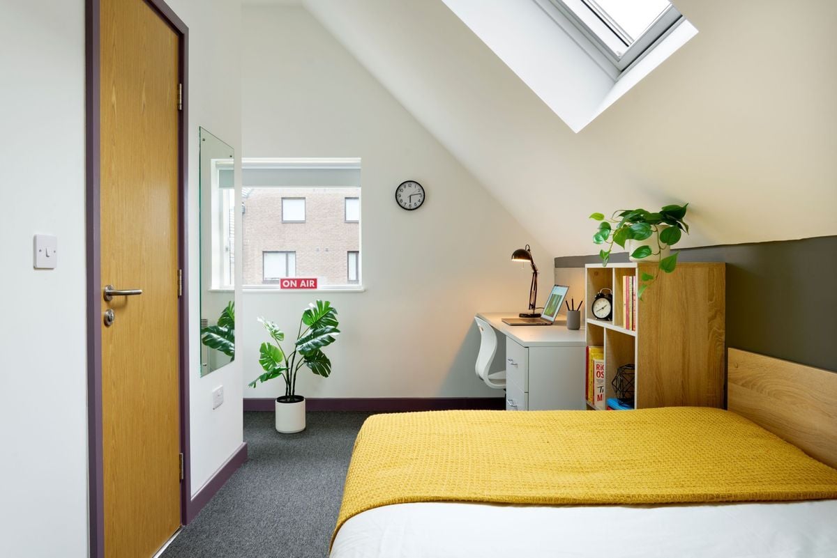 Hall Westwood Student Mews - 1