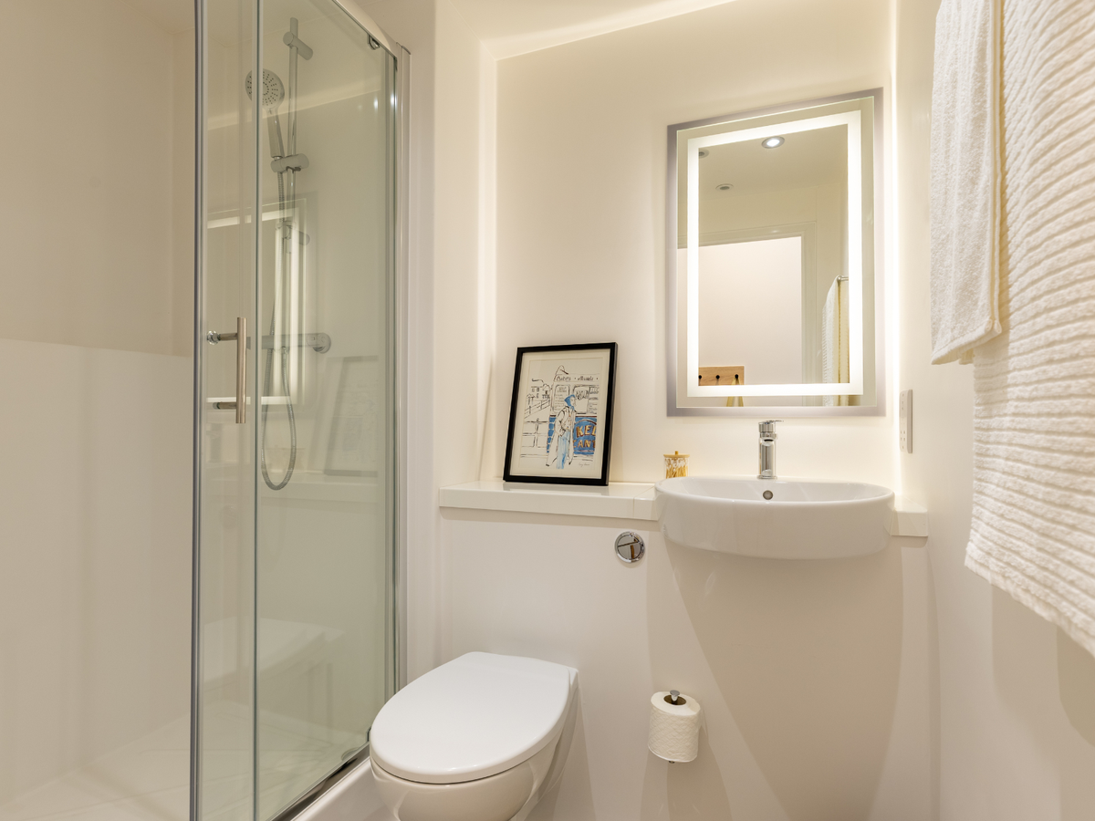 Hall - Beckton House - 9