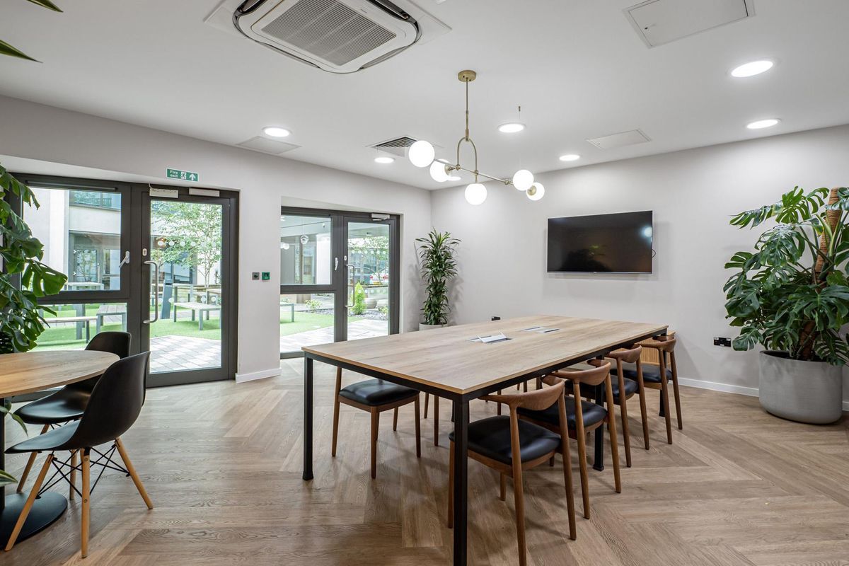 Hall Chapter Old Street - 8