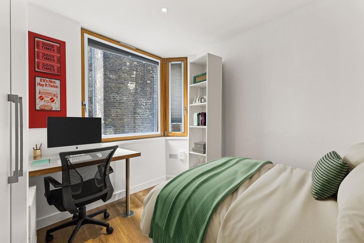 Hall Chapter Aldgate - 2