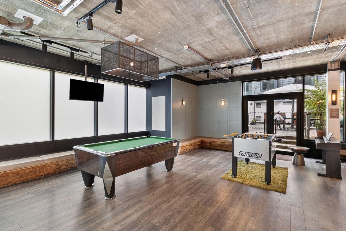 Hall Chapter Aldgate - 9