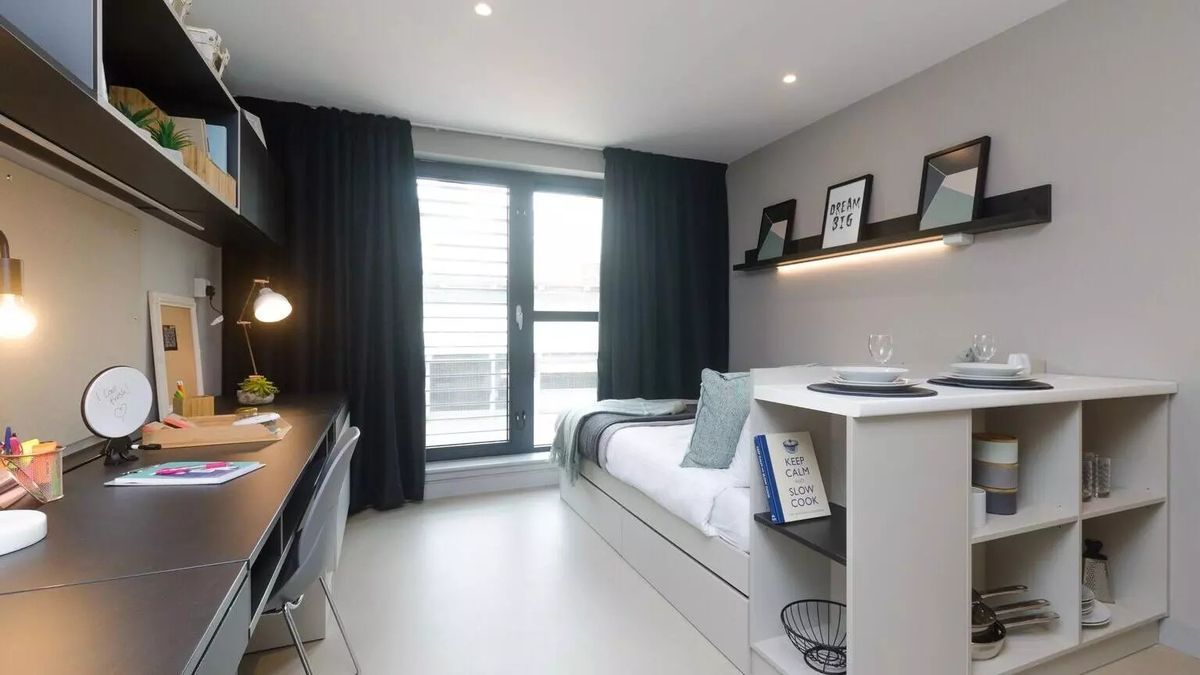 Hall - Potterrow - 4