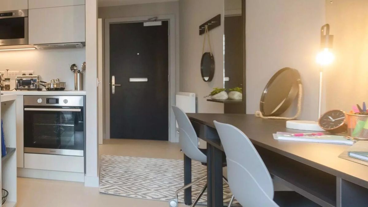 Hall - Potterrow - 7