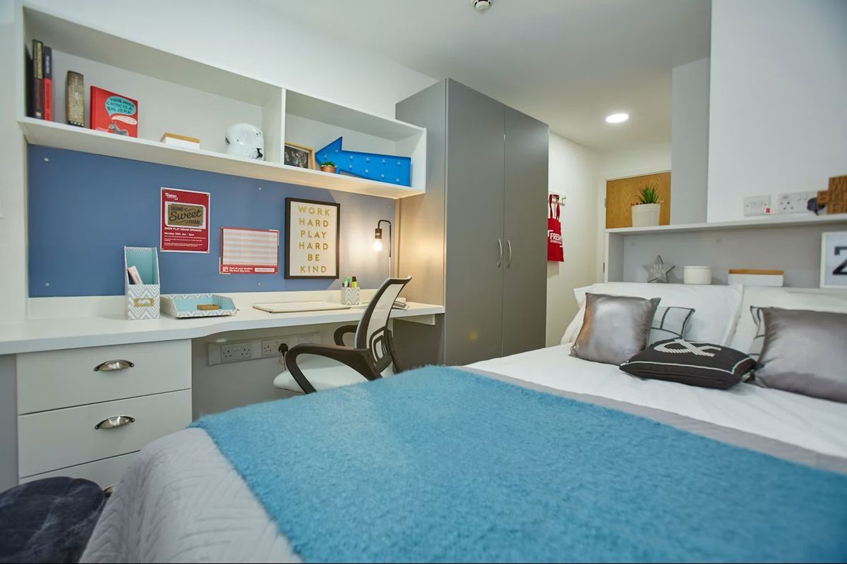 Merchant Apartments - 5