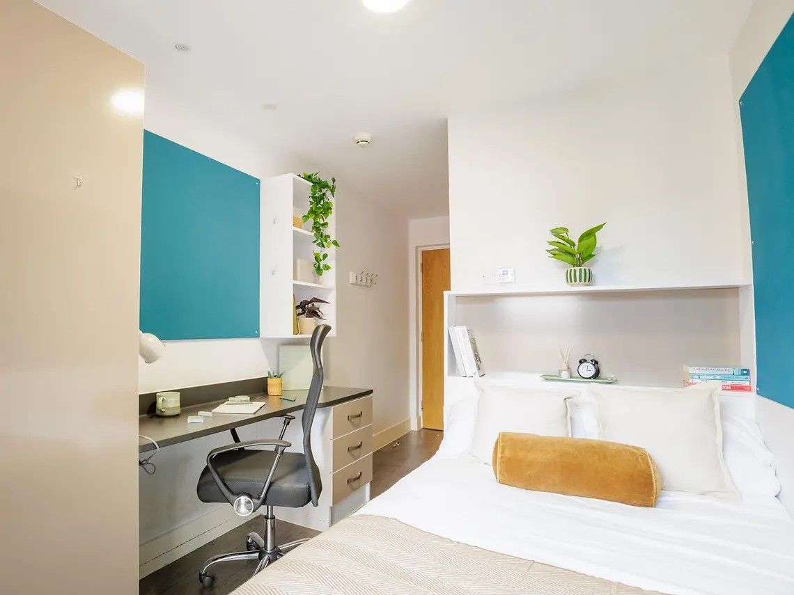 Canal Point - 9