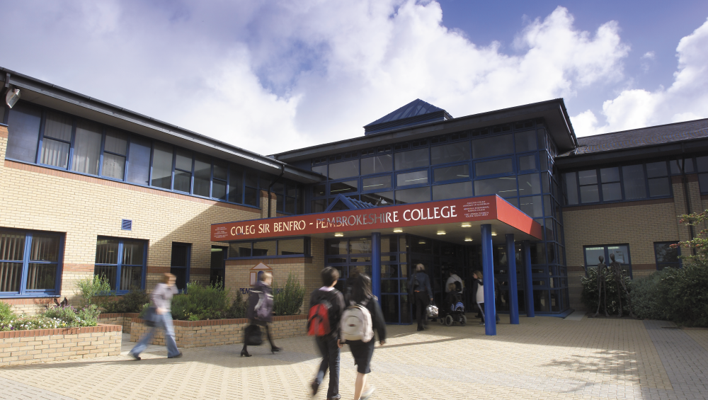 credit: https://www.pembrokeshire.ac.uk/pembrokeshire-college-advisory-forum-appoints-new-president/