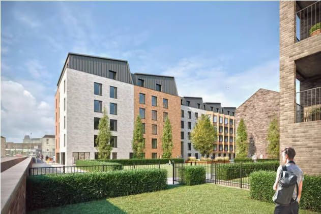 credit: https://images.prestigestudentliving.com/https%3A%2F%2Fapi.prestigestudentliving.com%2Fwp-content%2Fuploads%2F2025%2F08%2Fstudent-accommodation-edinburgh-the-malt-works-external-with-caveat.jpg?fm=webp&q=75&w=800&s=7131e48fa7a5f020dbc16869708853b5
